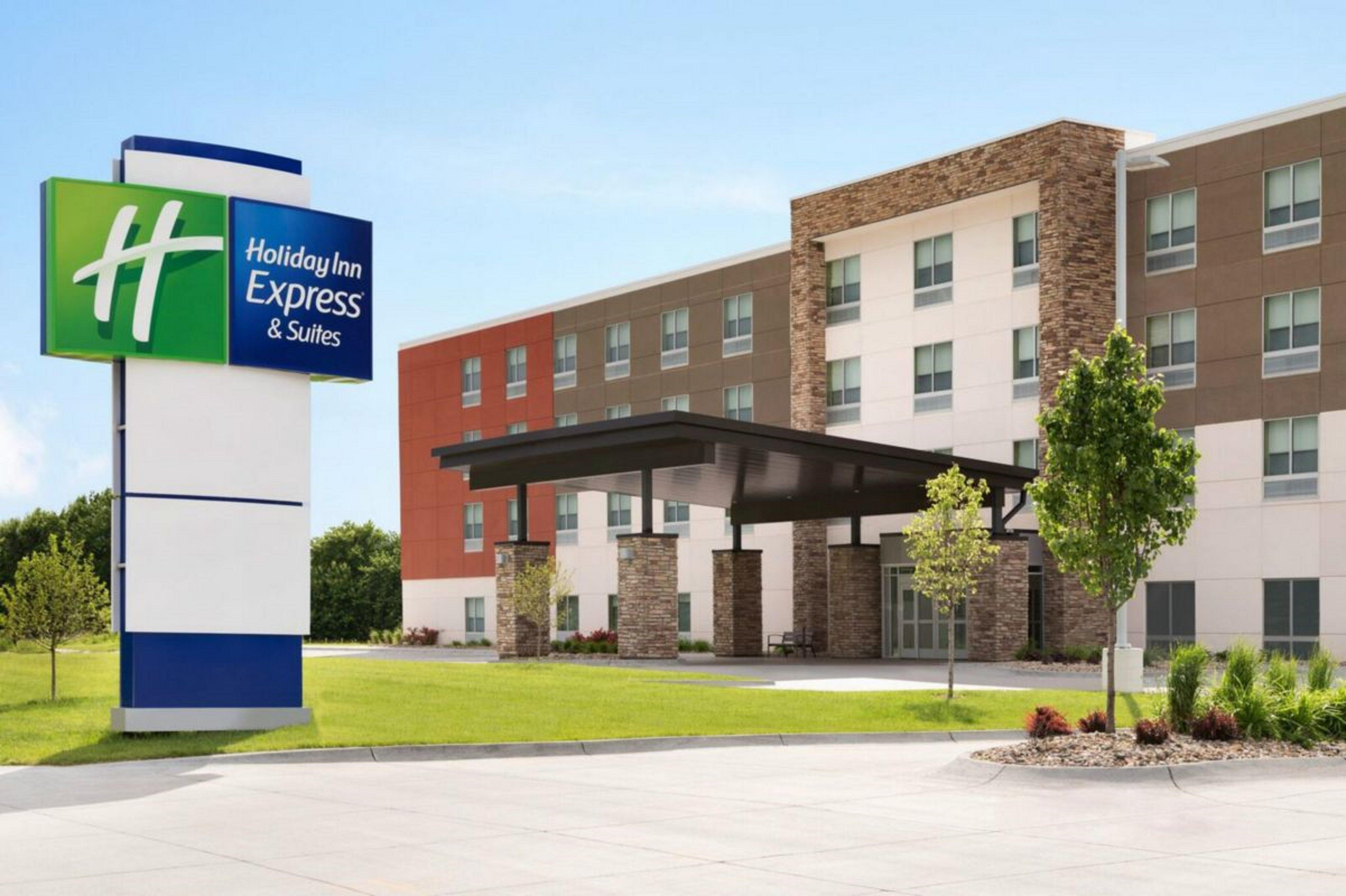 Holiday Inn Express & Suites - Marion By Ihg Exteriér fotografie